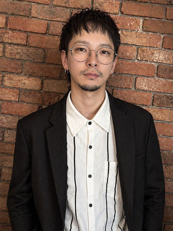 男性スタイリスト